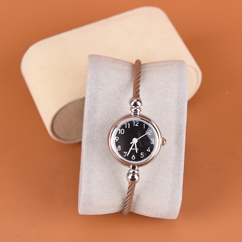 1 adet fildişi/krem süet izle  - Jewelry Box That Holds Watches incelemesi ve fiyatı
